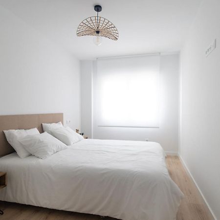 Lujoso Apartamento Entre 2 Playas Con Garaje, Wifi Gijon Exterior photo