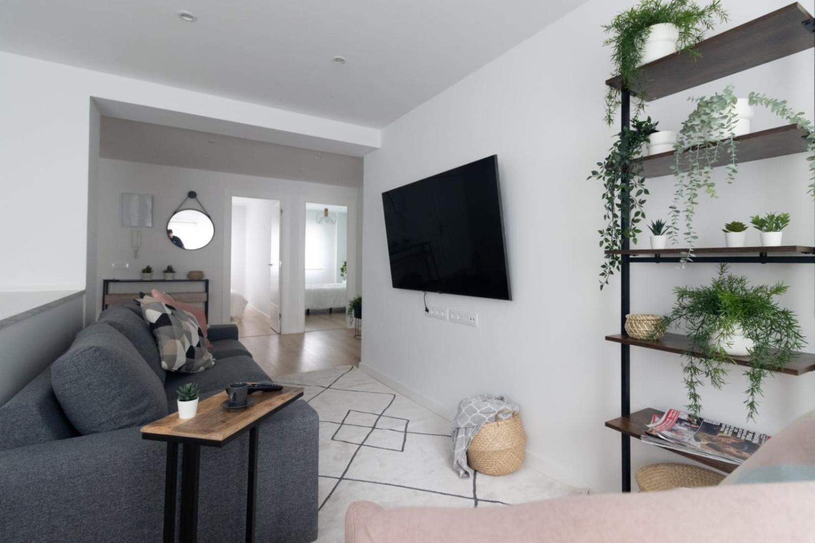 Lujoso Apartamento Entre 2 Playas Con Garaje, Wifi Gijon Exterior photo