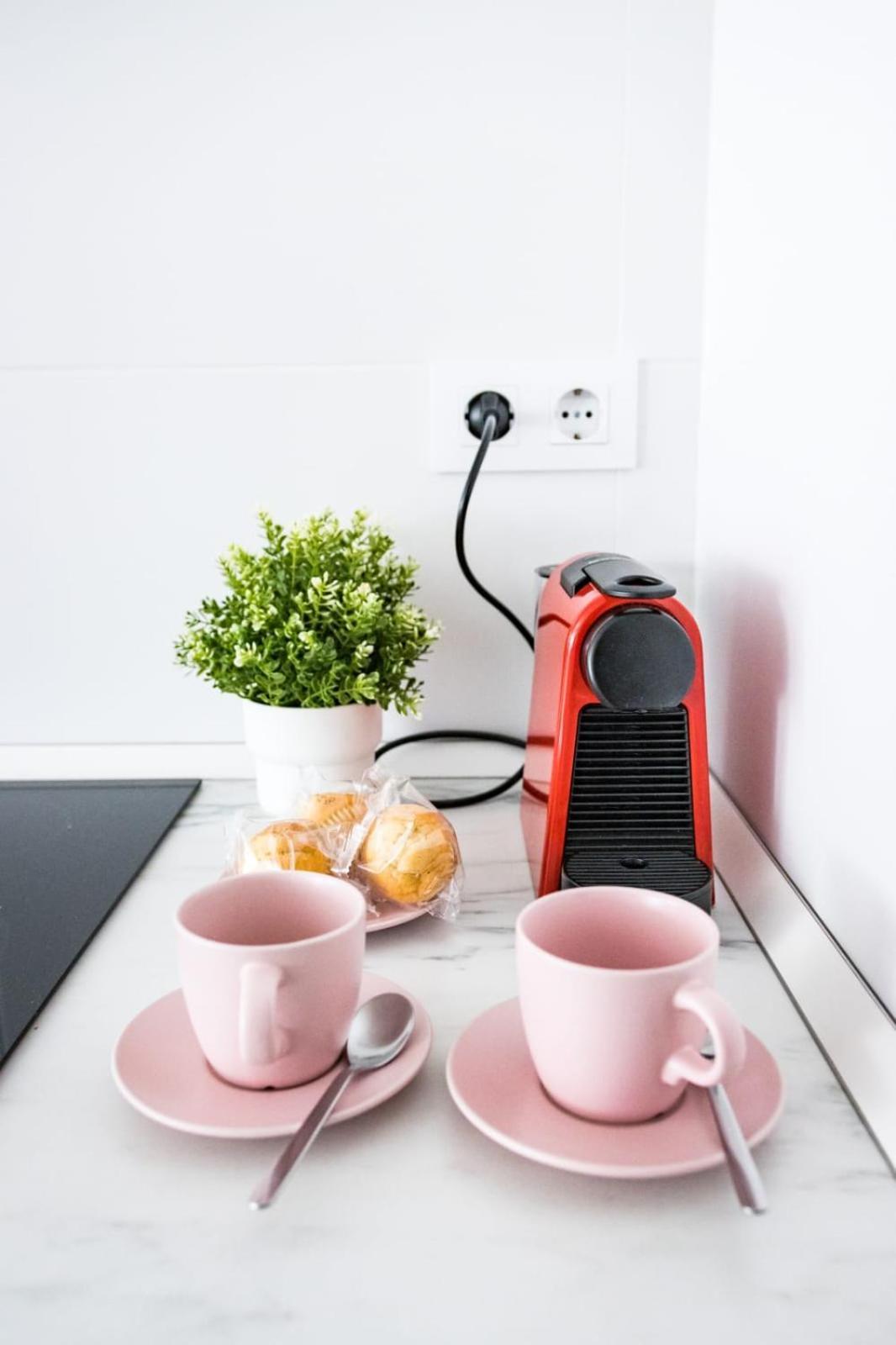 Lujoso Apartamento Entre 2 Playas Con Garaje, Wifi Gijon Exterior photo